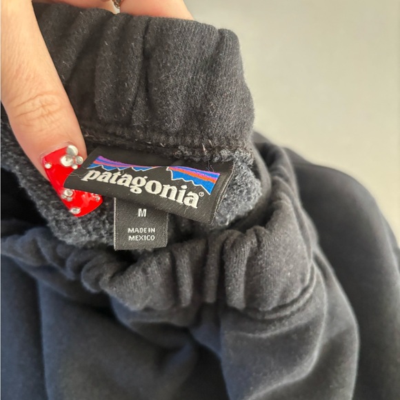 Patagonia Black sweatpants with Striped Detail - Picture 3 of 5